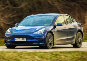 Tesla001 (1)